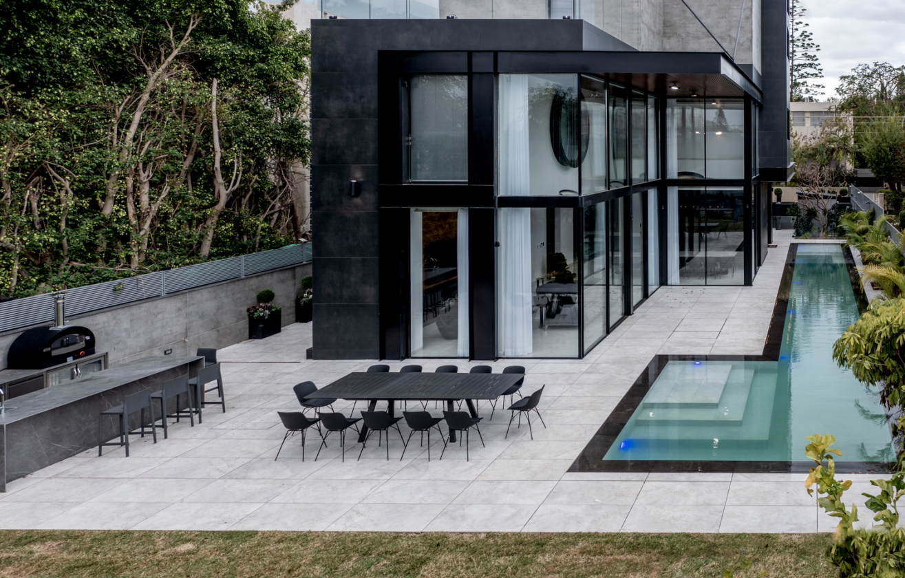 בחירת הגודל המתאים לבריכת השחייה הביתית שלך