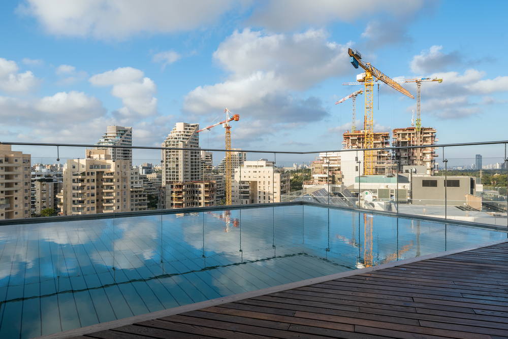חישוב משקלה של בריכה על הגג או מרפסת - המדריך המלא - פלגים בריכות שחיה