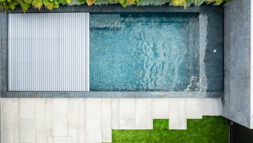 בריכת שחיה בשוהם